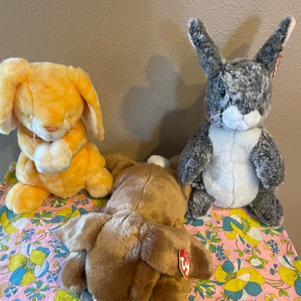 TY Large Vintage NWT Bunnies Praying Grace HTF Hopper and Ears Brown Bunny